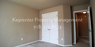 3 Bed | 2 Bath in Jenks! Gallery 26