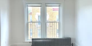 172 Maple St. Gallery 4