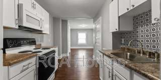 528 1/2 E Raymond St. Gallery 1