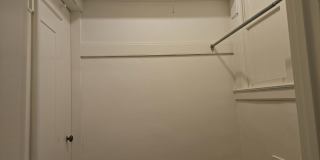 1145 Pine Street Gallery 5