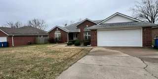 2403  SW 20th  ST Gallery 1