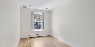 220 E 30th Street Gallery 10