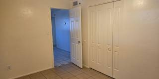 Cozy 2 Bed, 1 Bath in a duplex in Phoenix Gallery 11