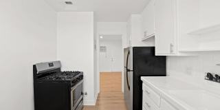 1844 & 1850 North Harvard Apartments Gallery 8