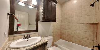3 Bedroom 2.5 Bath Home with Bonus Room and Storm Shelter Gallery 16