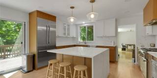 45 Parker Place Gallery 17