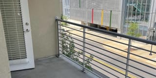 Flats on Fourth Gallery 16