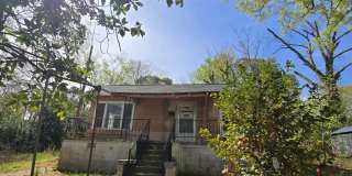 212 North Hospital Street Gallery 1