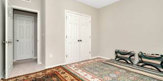 Spacious 5BR House in Riverview Gallery 9