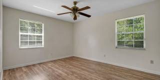 2613 Killarney Way Gallery 33