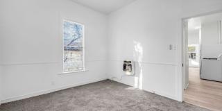 526 W Munson Gallery 14