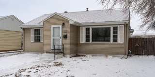 3 Bedroom 2 Bath Home with Fenced in Backyard! Gallery 1