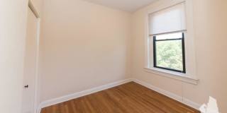 2956 N Racine Gallery 7