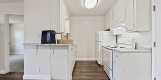 Coronado Apartments Gallery 36