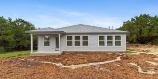 Upgraded Single Story Home in Lago Vista - 4 bedroom Gallery 16