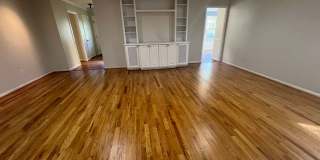 726 East Magnolia Gallery 14