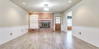 Spacious 4-Bedroom / 3-Bathroom Home in a Prime NW OKC Location! Gallery 5