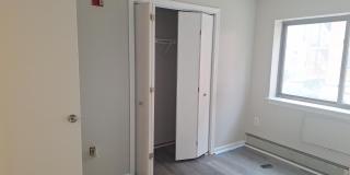 S0038 - 170 Seymour Gallery 22