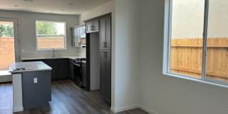 Beautiful Home Close to Sports Park Gallery 4