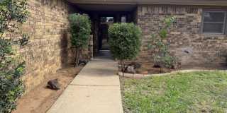 5518 70th Place Gallery 1