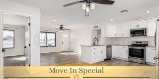 Beautiful 4 Bedroom Home Near Old Town Scottsdale & ASU Gallery 1