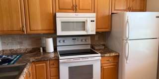 Charming 2BR/2BA Ground-Level Condo in South Pointe Villas – Fort Myers, FL Gallery 17