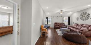 Charming home in Bentonville School District Gallery 9