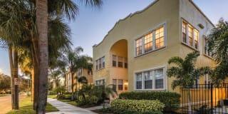 The Hyde Park Collection Gallery 47