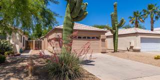 4634 E Grovers Avenue Gallery 2
