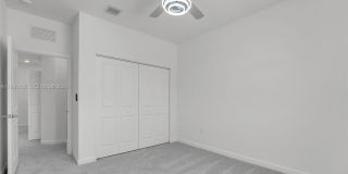 2425 SE 28TH DR Gallery 37