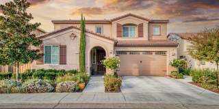 Beautiful 5 bedroom / 4 bath near Clovis East Gallery 1