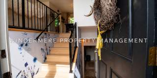 Charming and Bright 3 bed in Convenient Poulsbo community with amazing views! Gallery 5