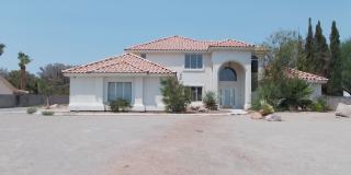 Spacious Estate on Nearly an Acre! Gallery 1