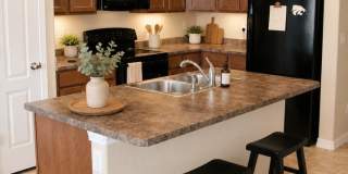 Two Story Townhouse in Old Colorado City! Gallery 5