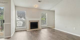 Varia at Oakcrest Gallery 2