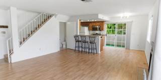 14727 Magnolia Gallery 2