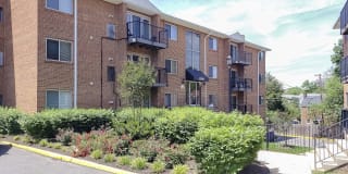 Waverly Village Gallery 2