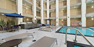 Boulevard on Wilshire Gallery 13