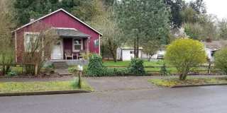 Pet Friendly 2Bed: 1Bath Home w/Garage Gallery 1