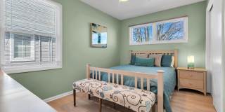 548 Washington Boulevard Gallery 1