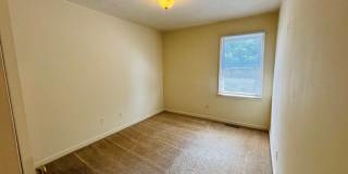 4 Bedroom 3.5 Bath Townhouse Gallery 23
