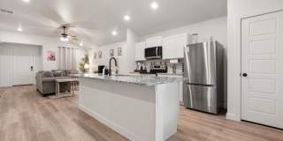 Fresh, Modern & Move-In Ready in Willowbend! Gallery 15