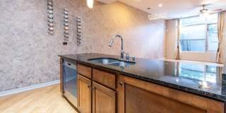 18 W GEORGIA Gallery 7