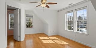Large 2nd Floor Studio in Quiet Sandwich (Forestdale) Neighborhood Gallery 1