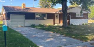 South Missoula 3 bedroom with fenced yard and garage Gallery 1