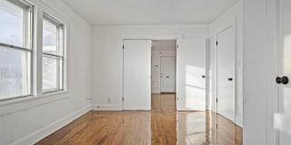 1524 Northeast 8th Street Gallery 22
