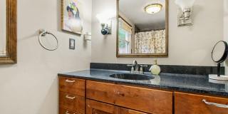 1405 PEACHWOOD Lane Gallery 16
