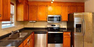 Briarwood Townhome close to NGIC and Hollymead Town Center! Briarwood Townhome close to NGIC and Hollymead Town Center! Gallery 17