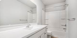 1002 Maple Avenue Gallery 19