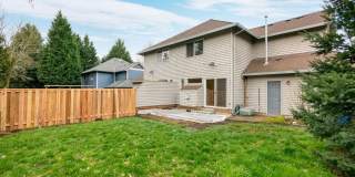 Charming 3 BD* 2.5 BA* Duplex **NEWLY RENOVATED** Located in Historic Orenco in the Elk Meadows Community Gallery 1